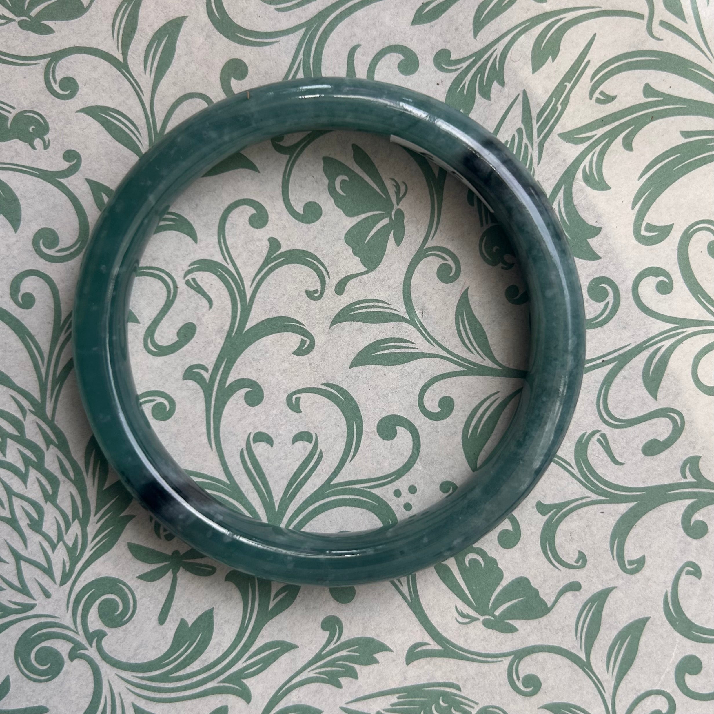 Green Blue Guatemalan Honey Jade Bangle 65mm