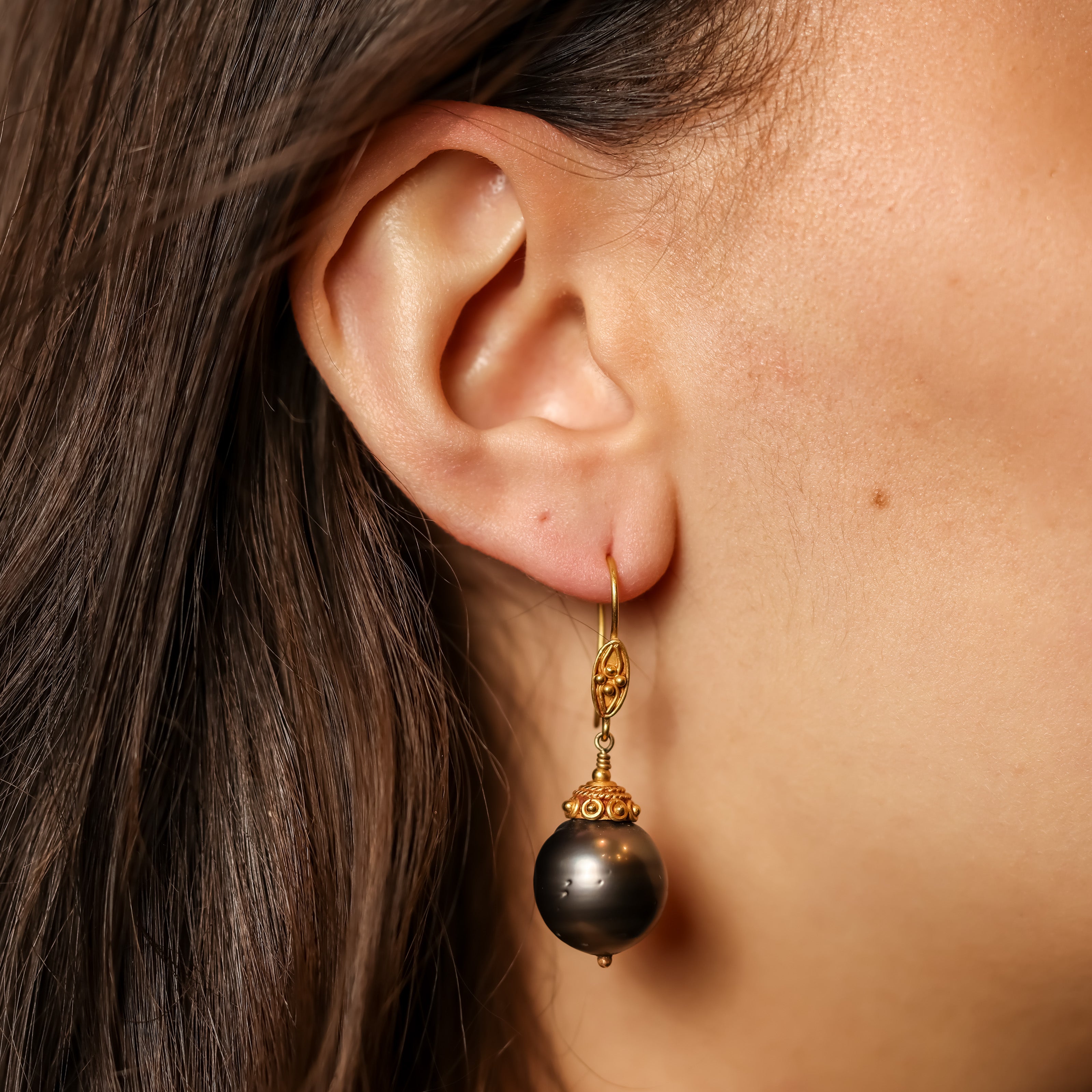 Vintage 22K Black Tahitian Pearl Drop Earrings